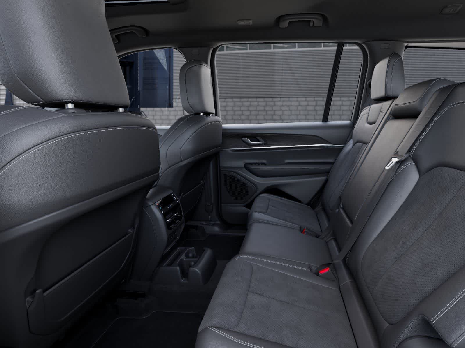 Thumbnail: 2026 Jeep Grand Cherokee L - 23