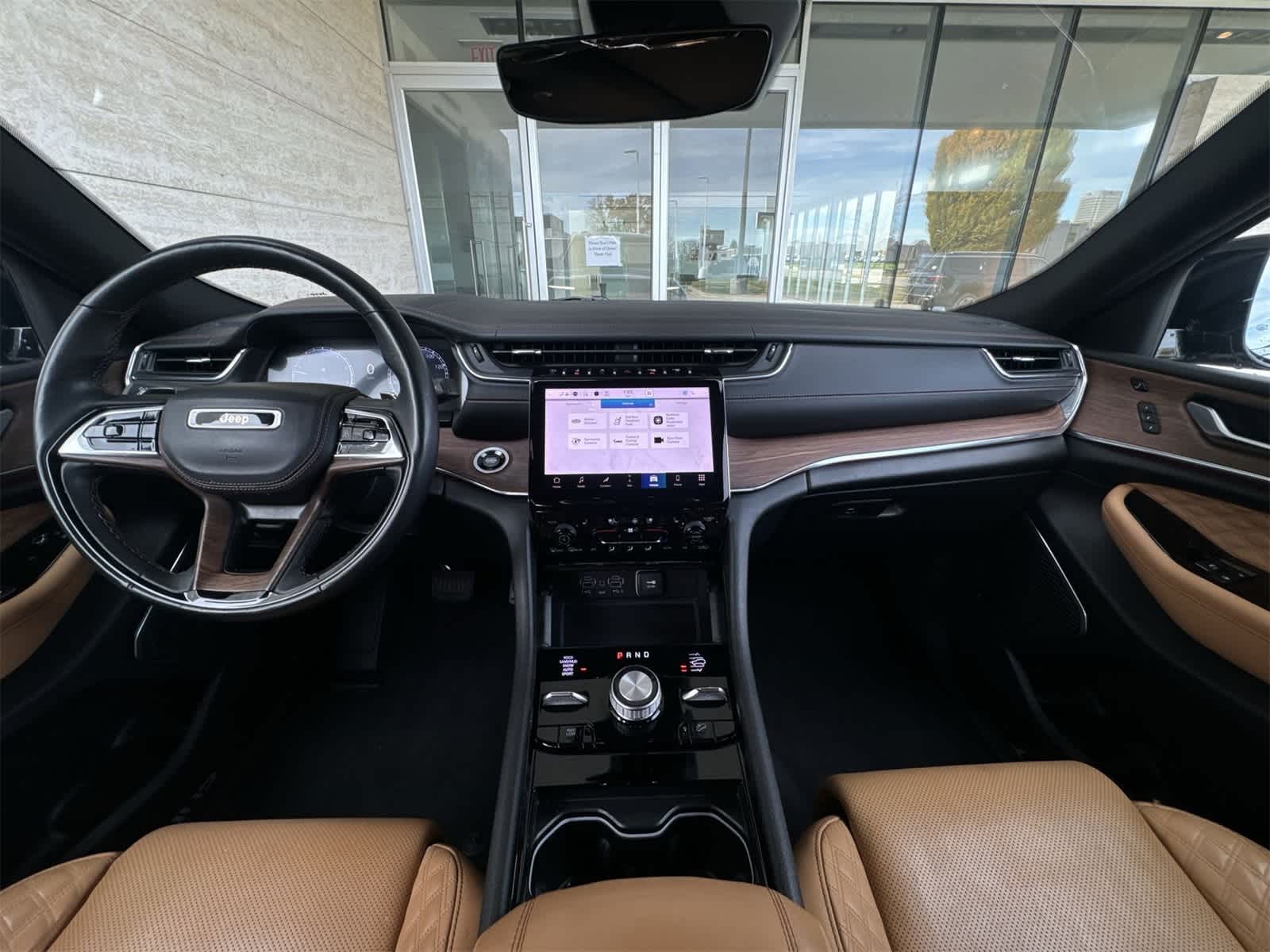 Thumbnail: 2023 Jeep Grand Cherokee L - 16