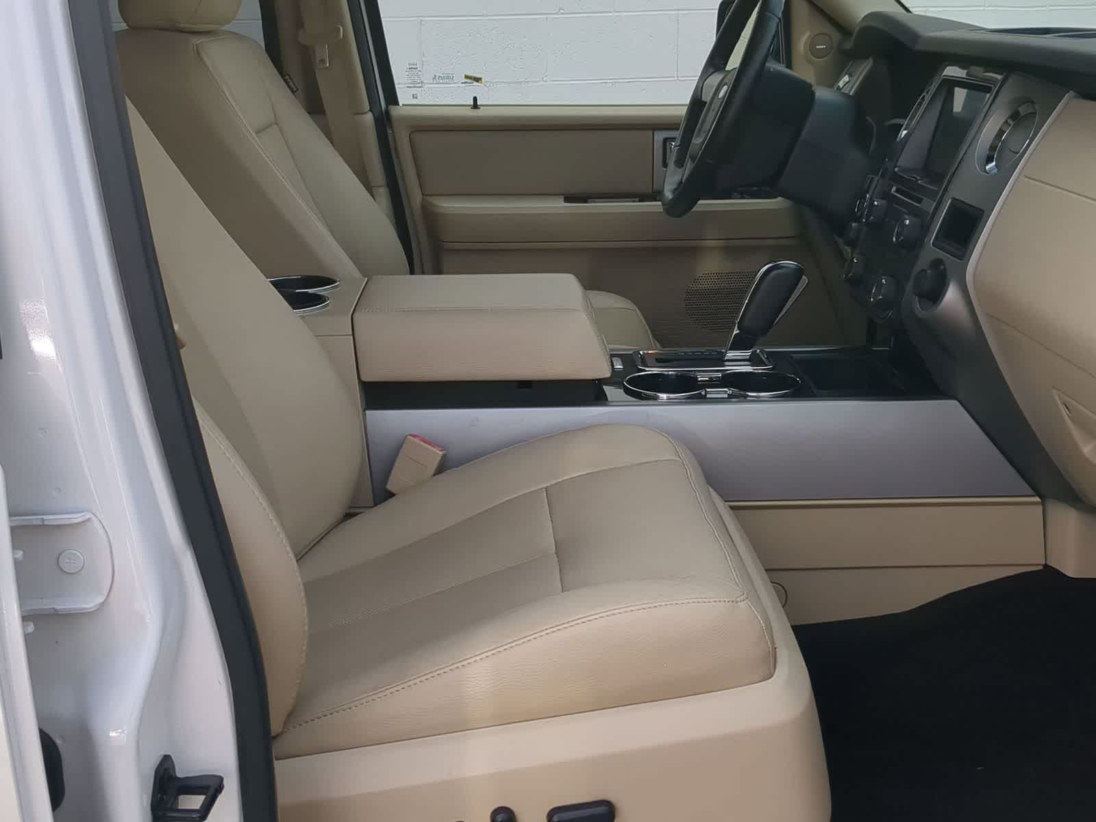 Thumbnail: 2016 Ford Expedition - 21