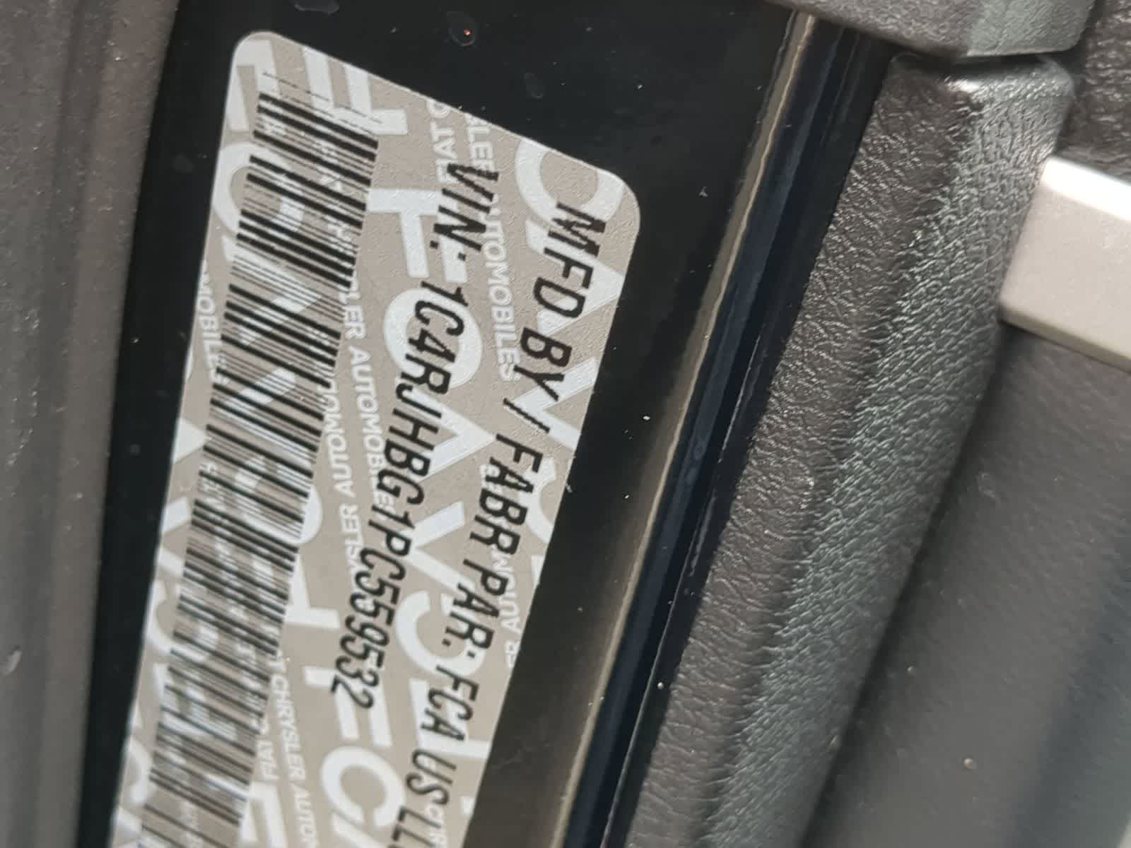 Thumbnail: 2023 Jeep Grand Cherokee - 34