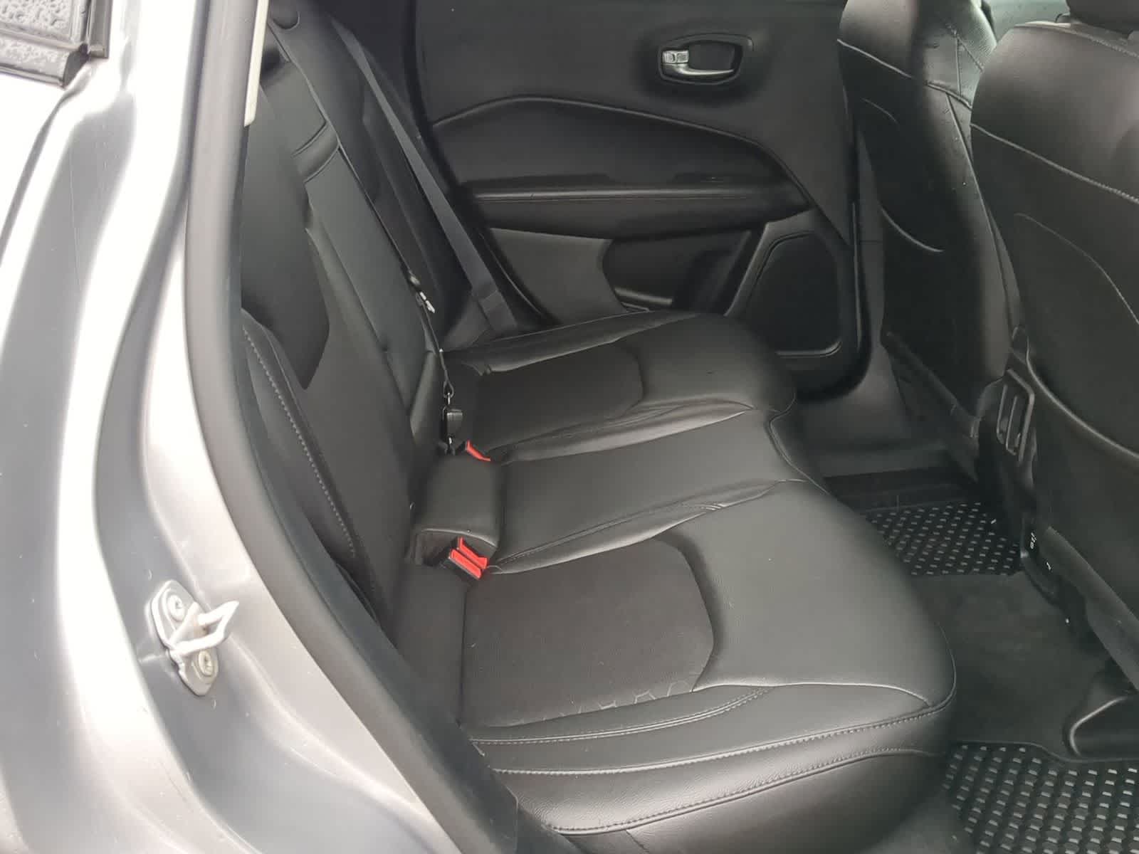 Thumbnail: 2018 Jeep Compass - 20