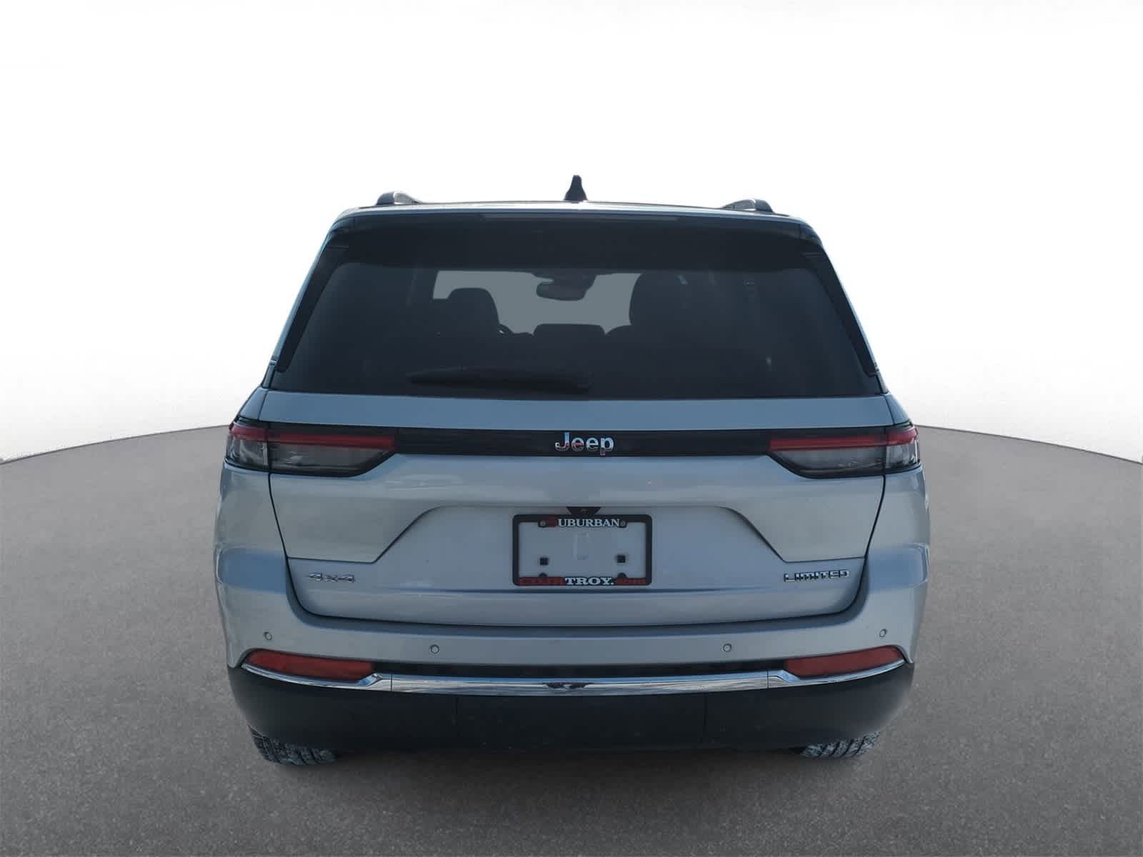 Thumbnail: 2023 Jeep Grand Cherokee - 7