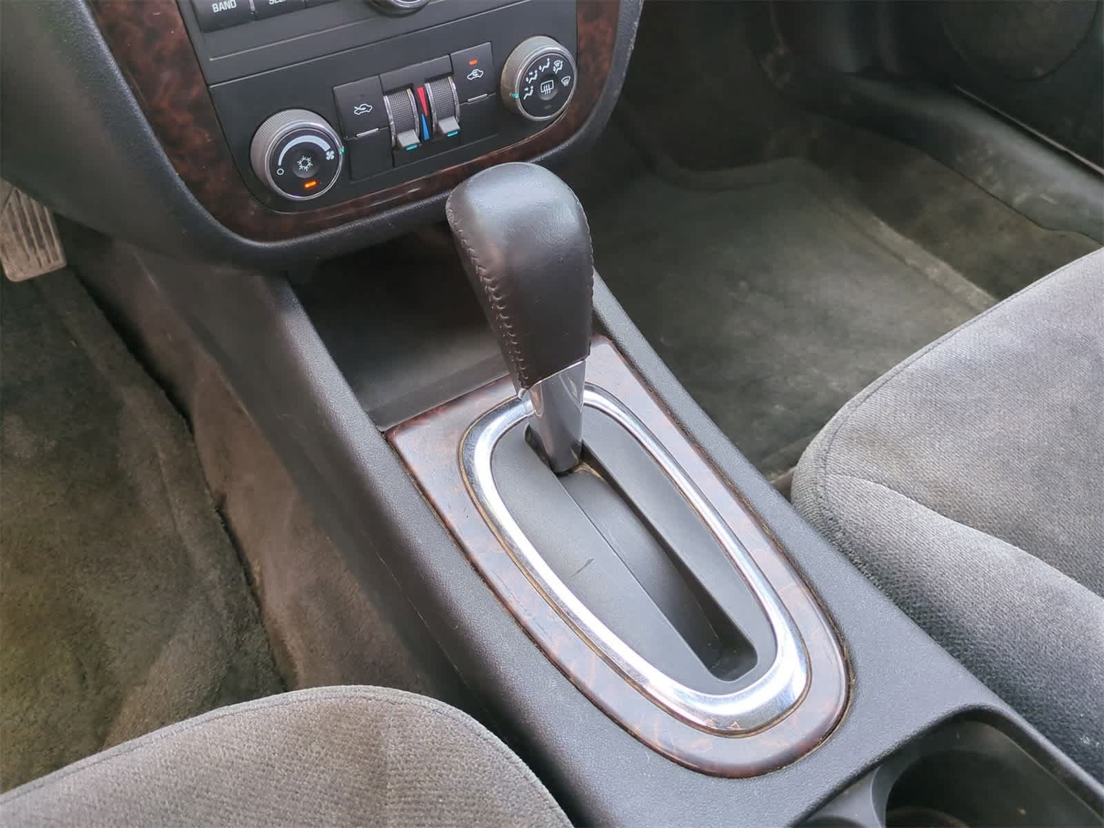 Thumbnail: 2014 Chevrolet Impala - 25