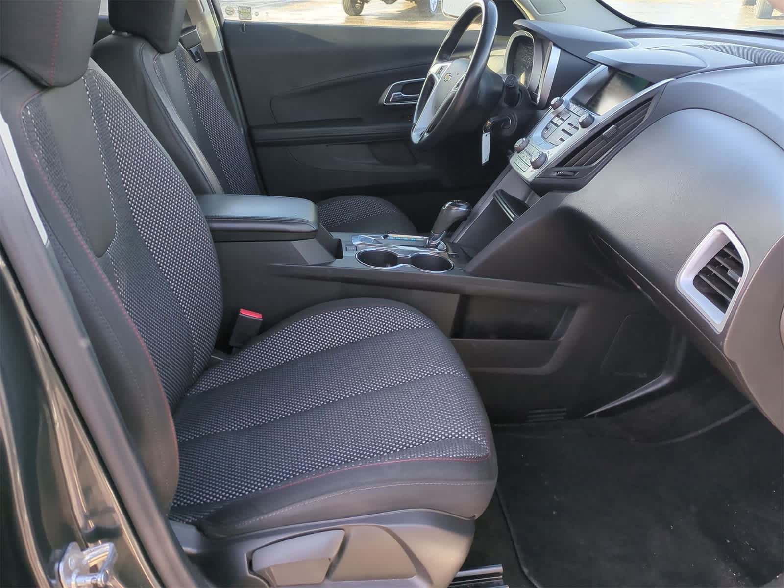 2017 Chevrolet Equinox LT 19