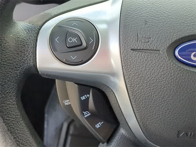 2015 Ford Escape SE 24