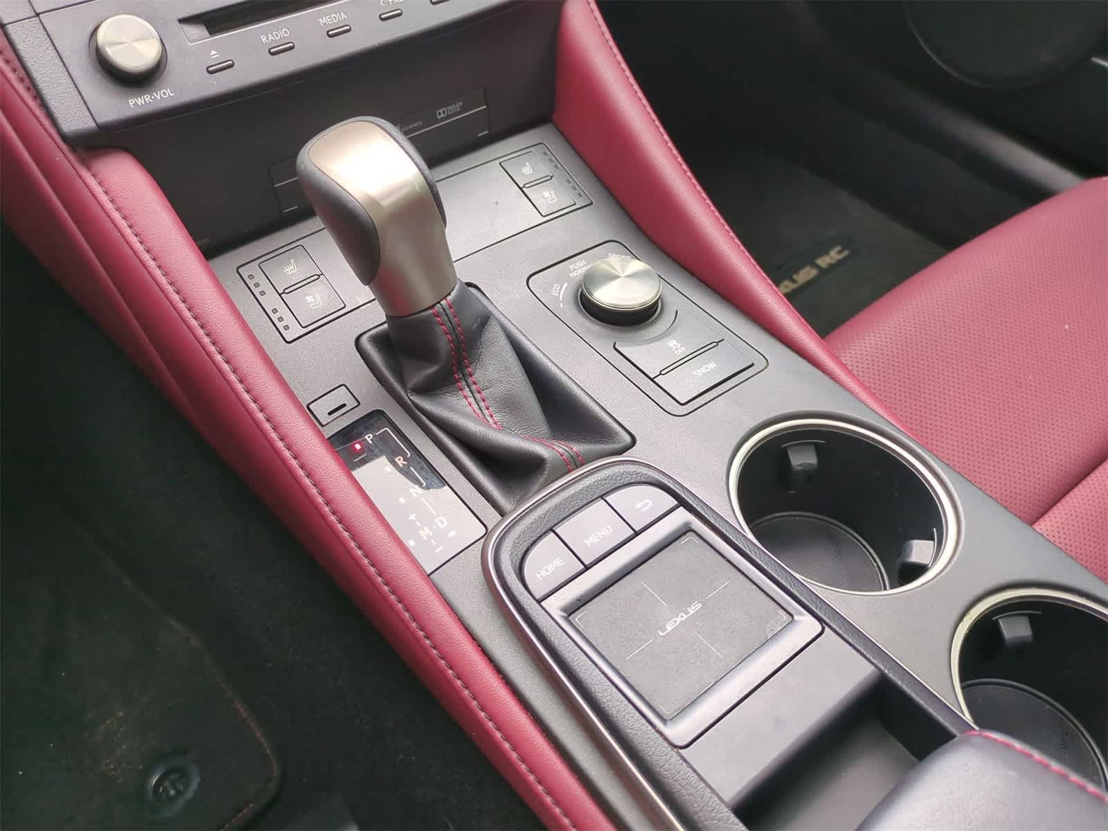 Thumbnail: 2017 Lexus RC - 27