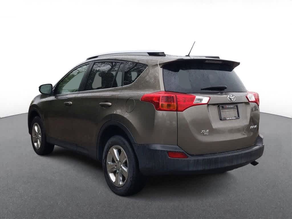 2013 Toyota RAV4 XLE 6
