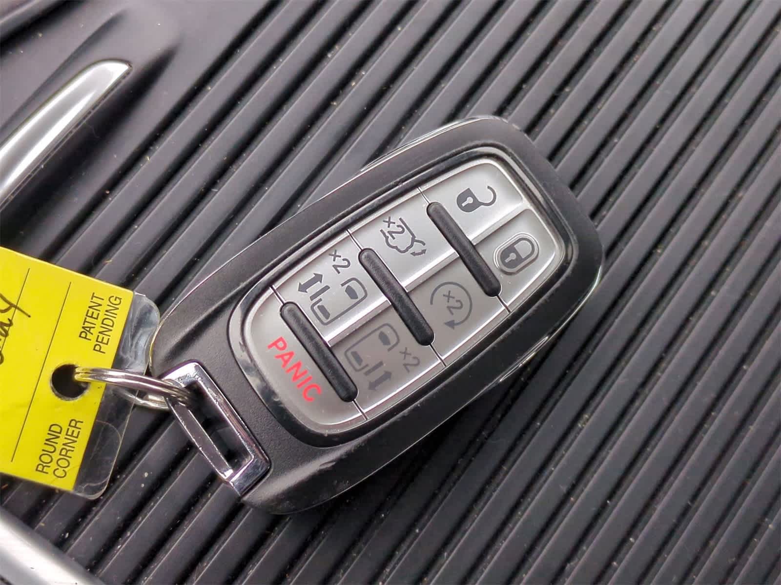 Thumbnail: 2022 Chrysler Pacifica - 34