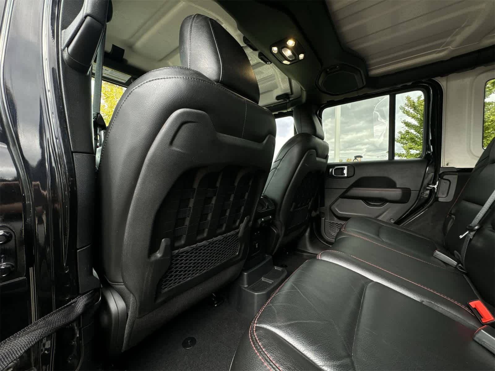 Thumbnail: 2021 Jeep Wrangler - 18