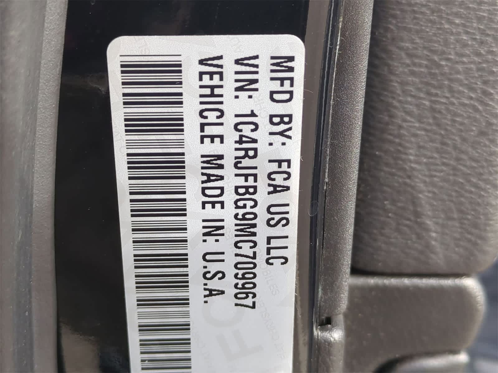 Thumbnail: 2021 Jeep Grand Cherokee - 44