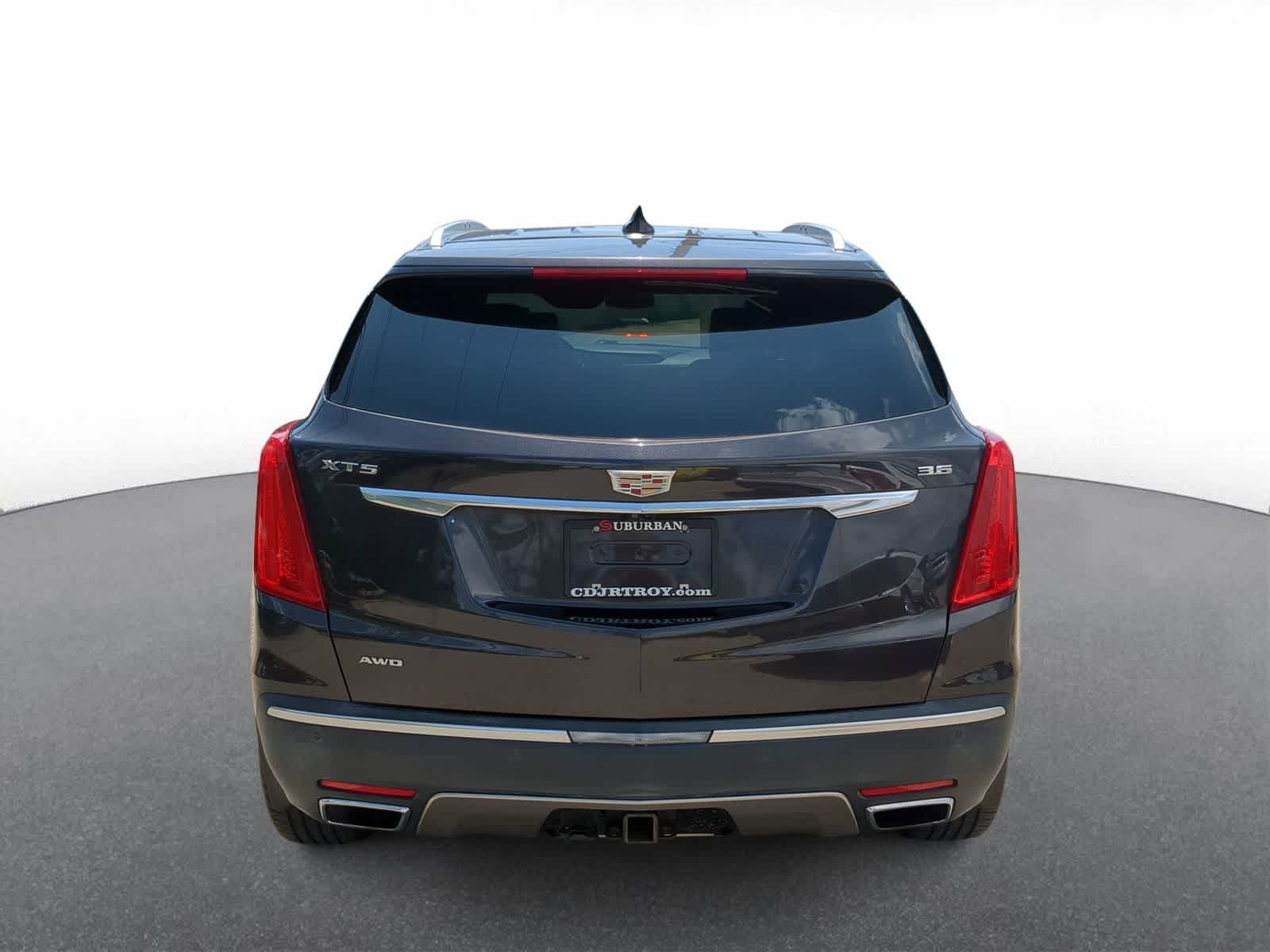 Thumbnail: 2017 Cadillac XT5 - 7