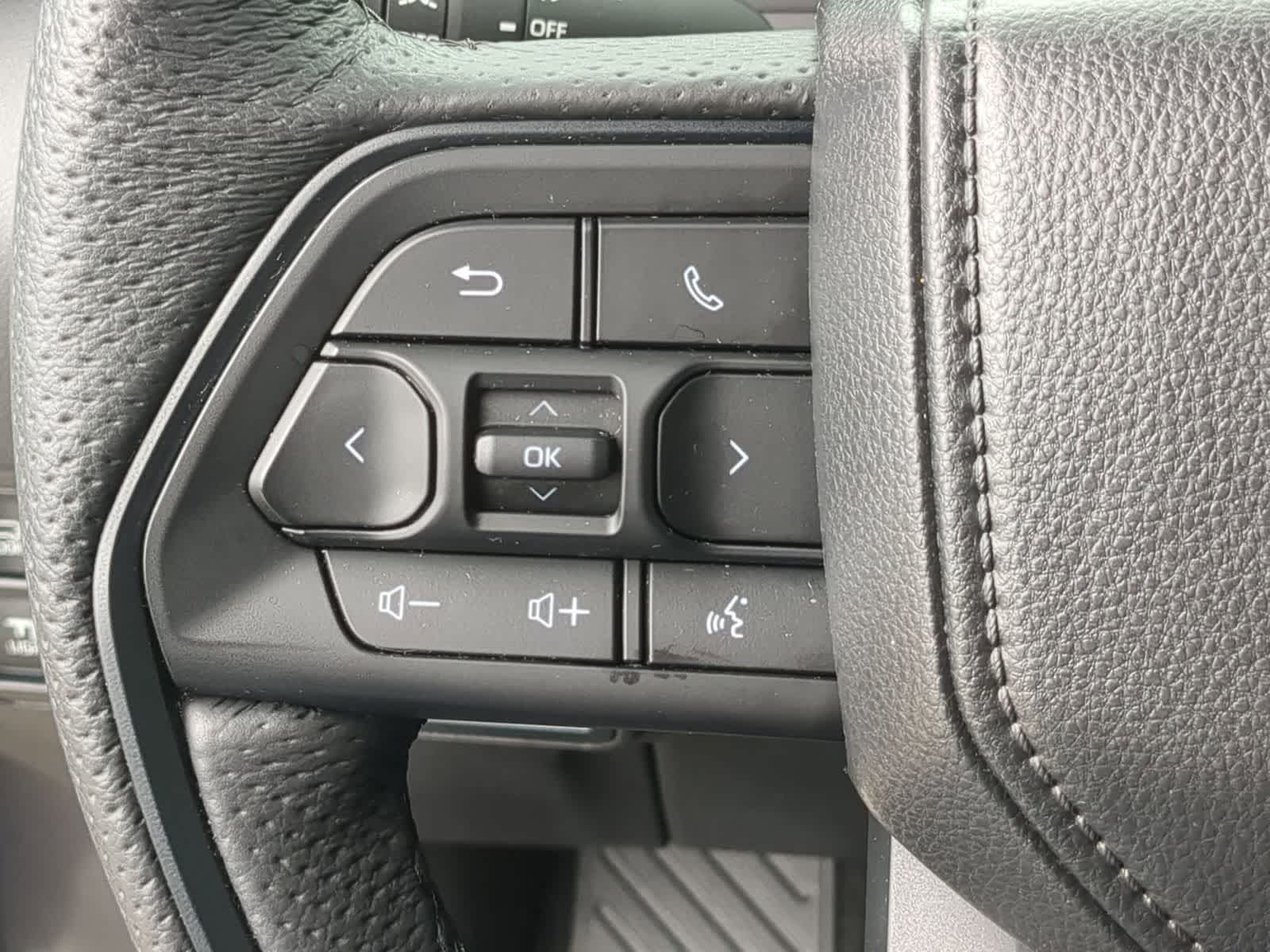 Thumbnail: 2025 Toyota Sequoia - 23