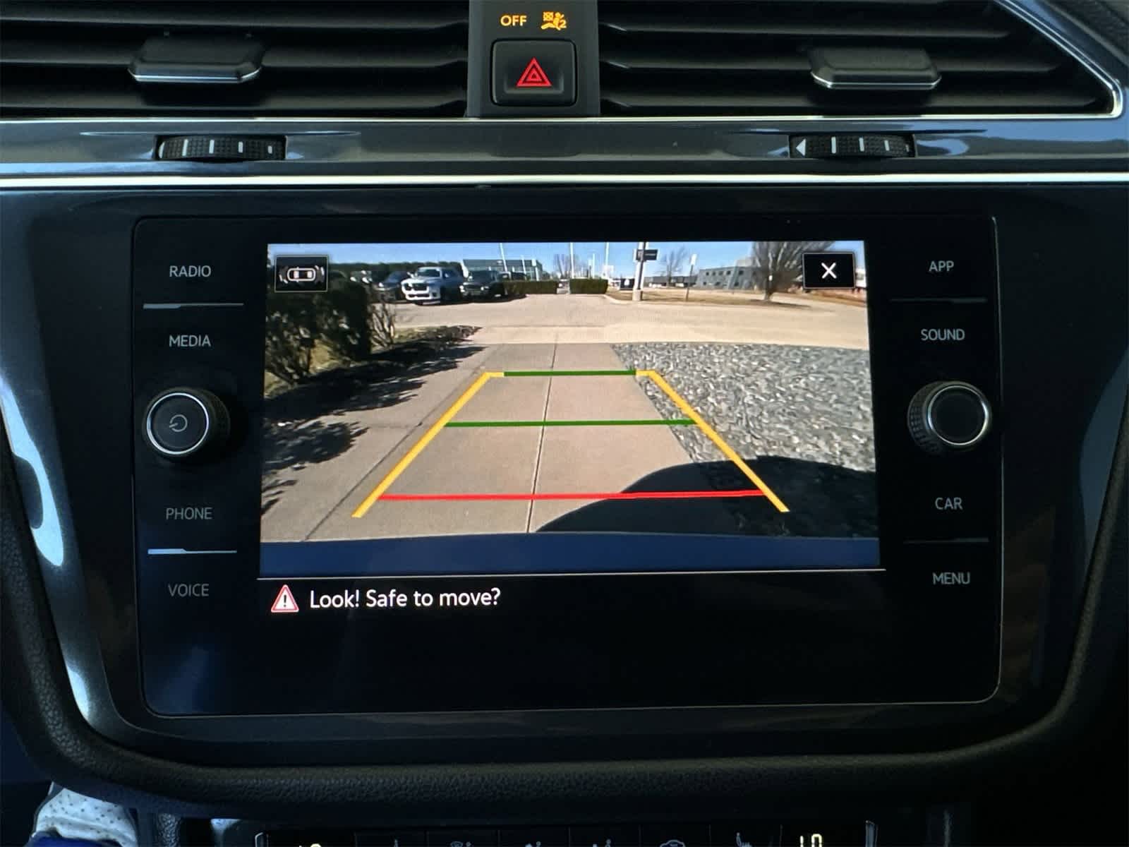 Thumbnail: 2021 Volkswagen Tiguan - 30