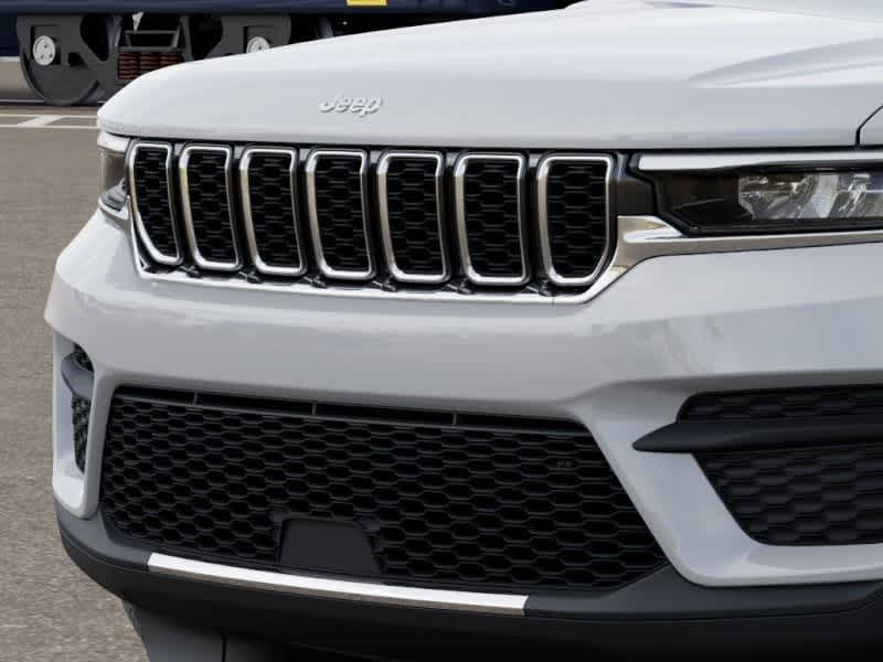 Thumbnail: 2025 Jeep Grand Cherokee - 11