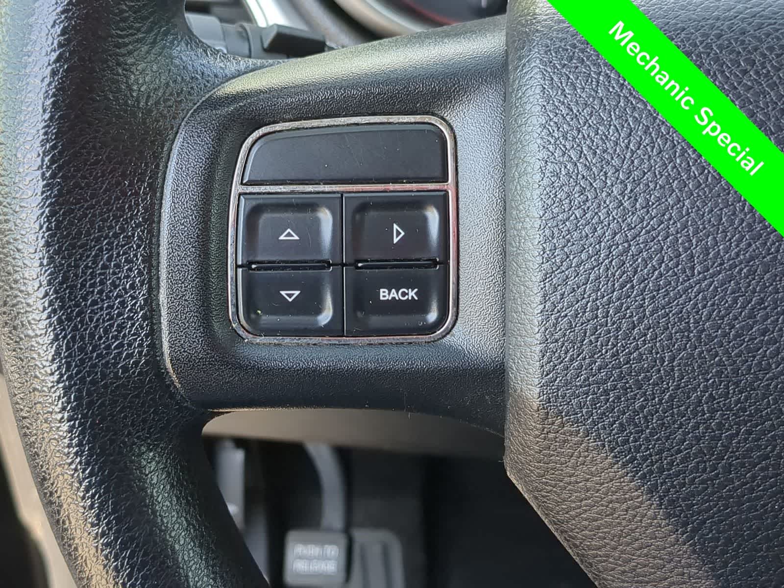 Thumbnail: 2011 Dodge Journey - 22