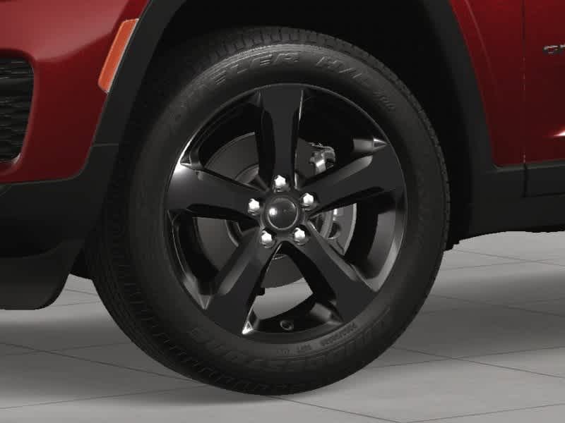 2025 Jeep Grand Cherokee Laredo 11