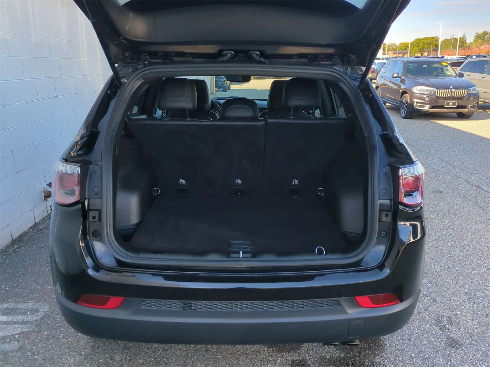 Thumbnail: 2022 Jeep Compass - 33