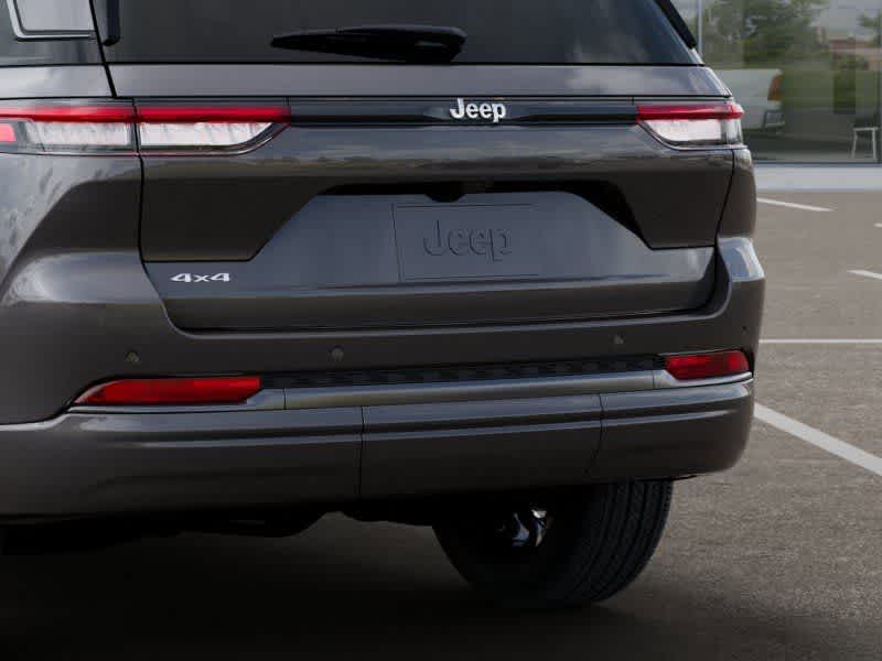 Thumbnail: 2026 Jeep Grand Cherokee - 13
