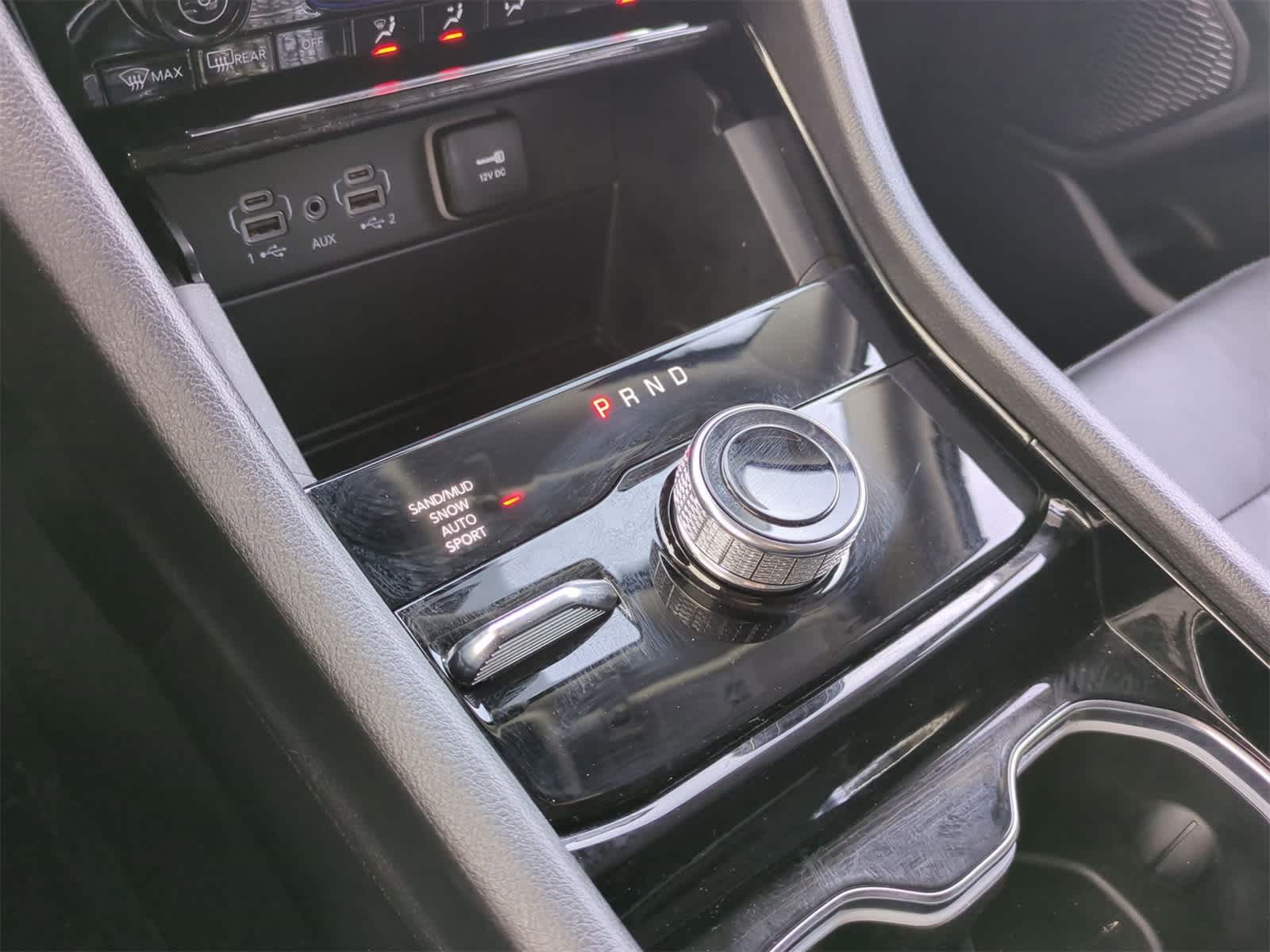 Thumbnail: 2023 Jeep Grand Cherokee - 32