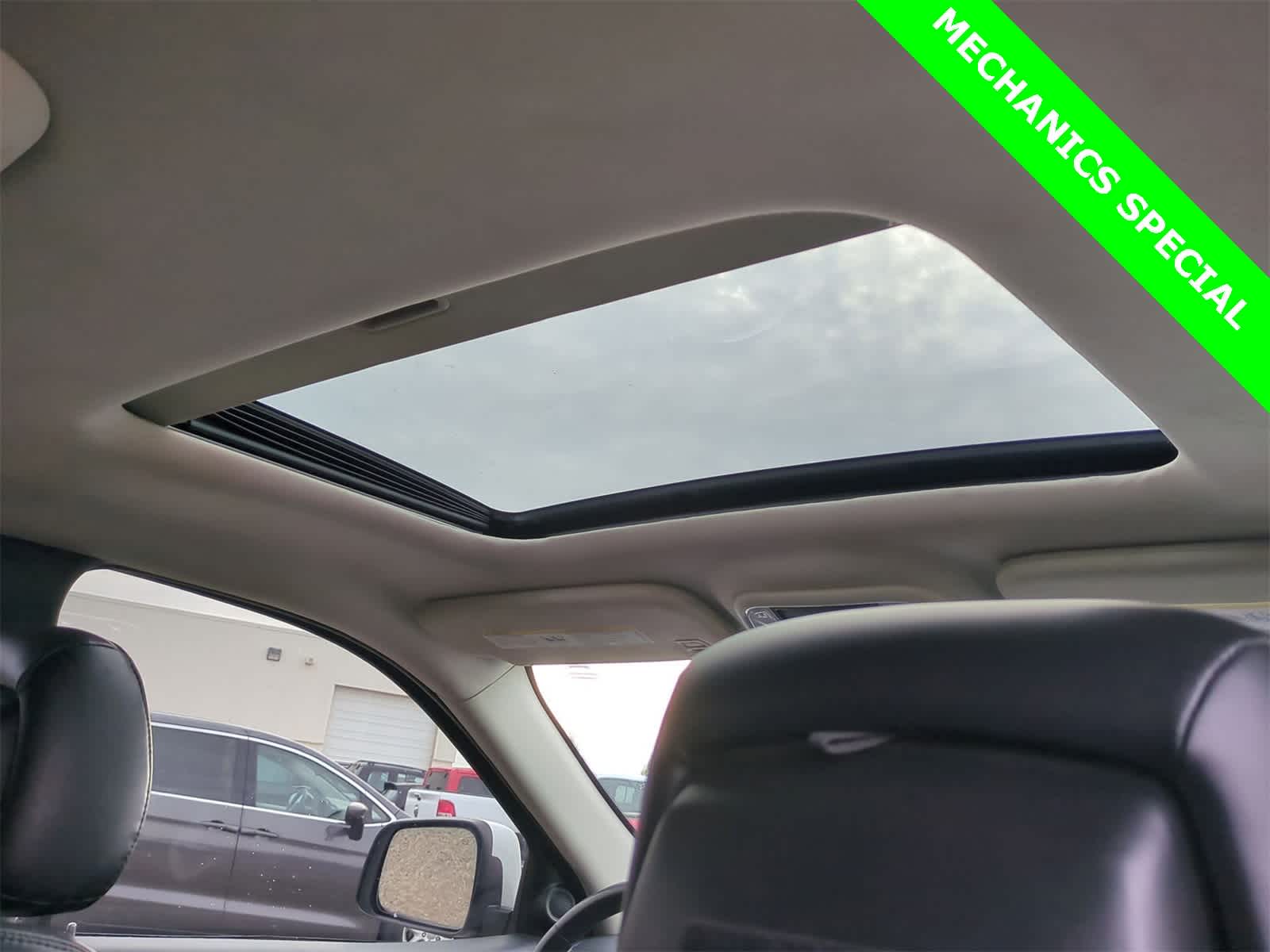 Thumbnail: 2015 Dodge Durango - 31