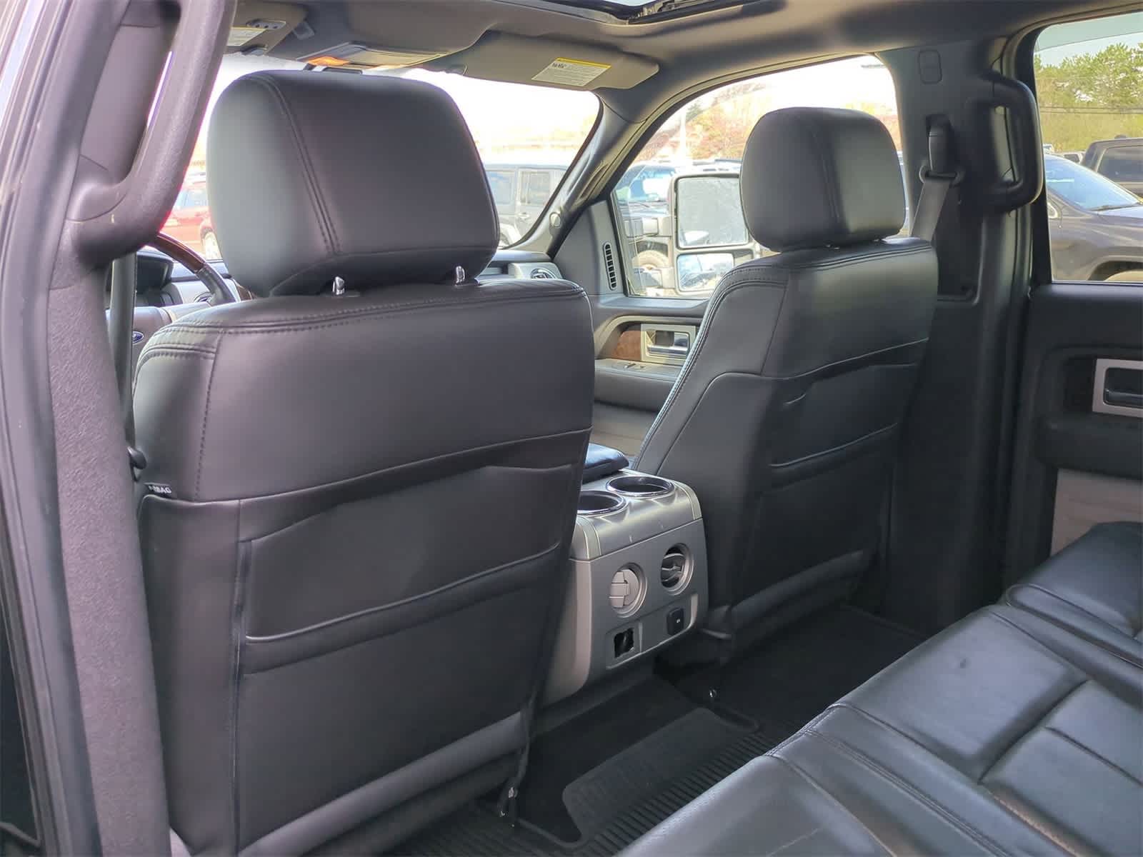 2013 Ford F-150 Platinum 16