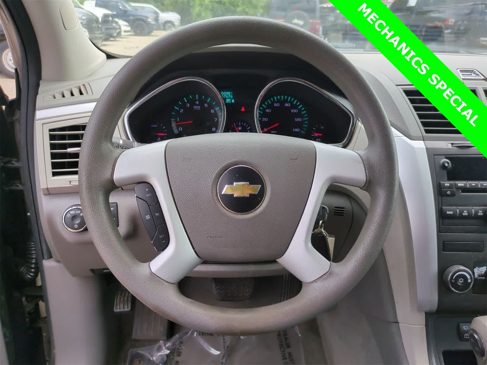 Thumbnail: 2011 Chevrolet Traverse - 20