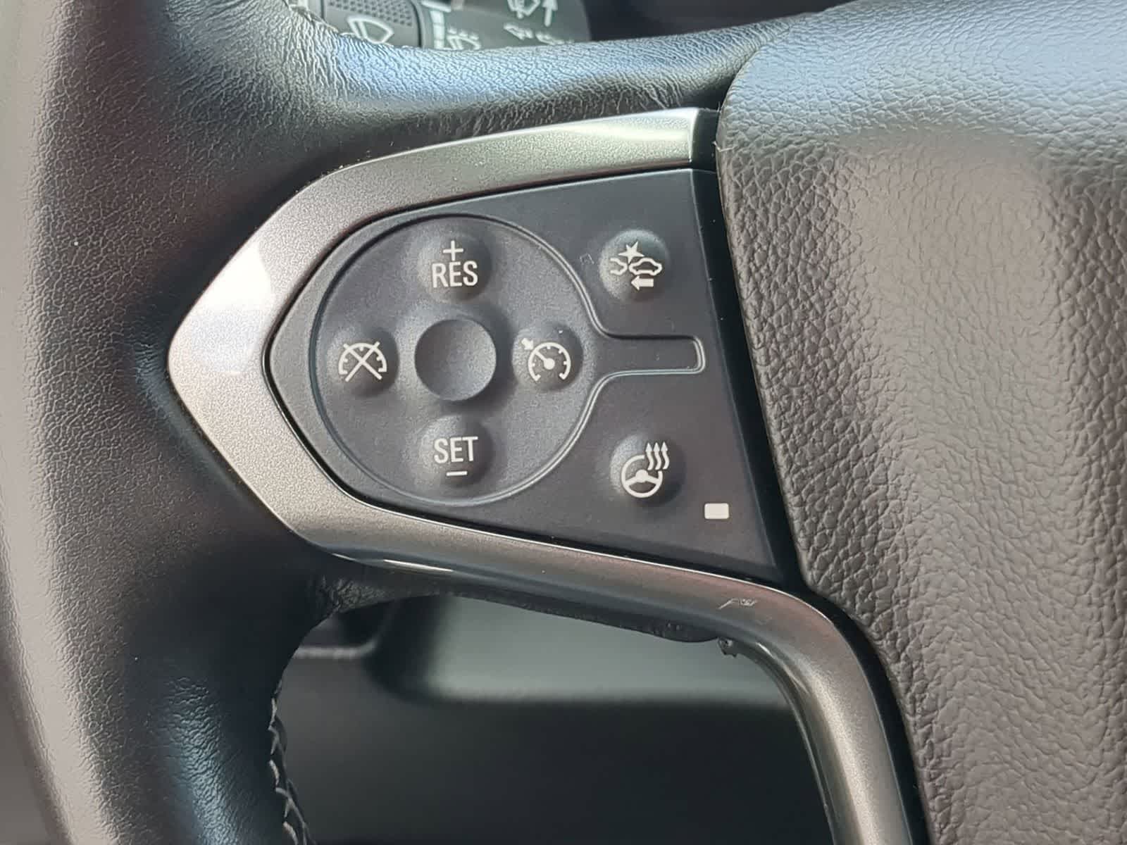 Thumbnail: 2020 Chevrolet Tahoe - 23