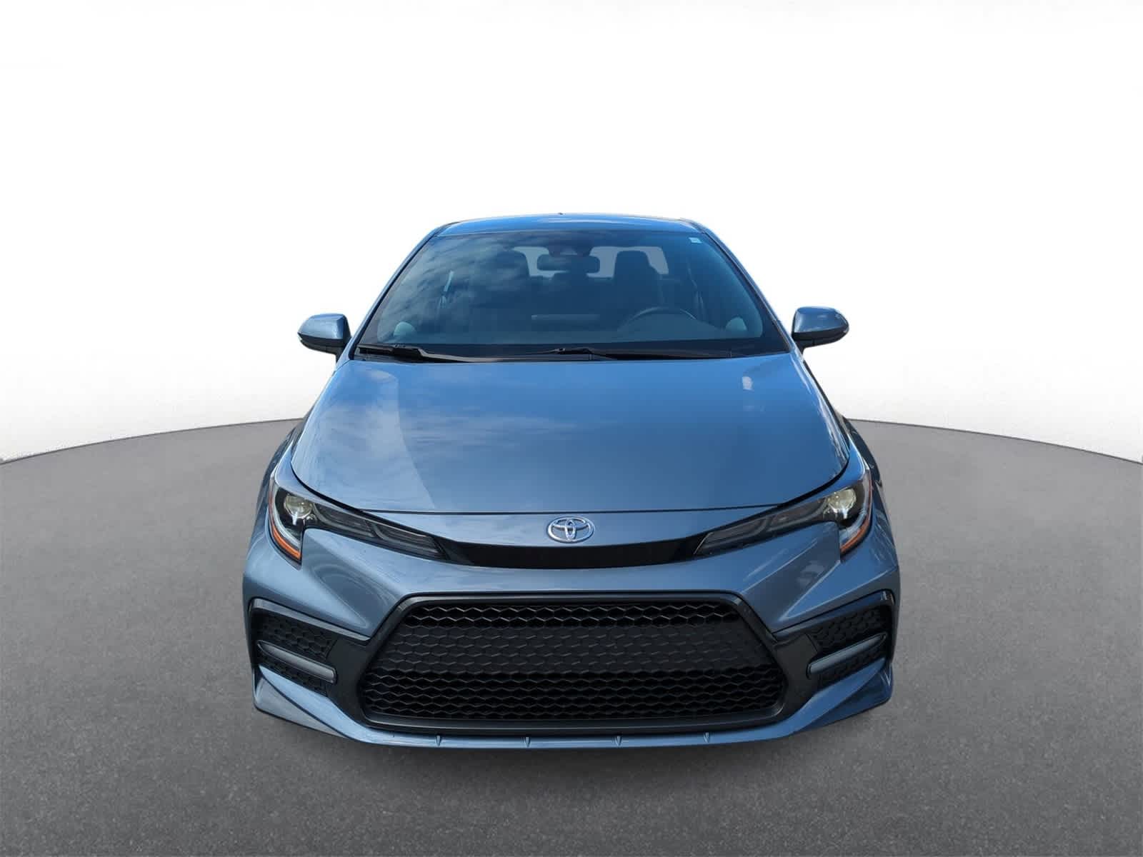 2022 Toyota Corolla SE photo 3