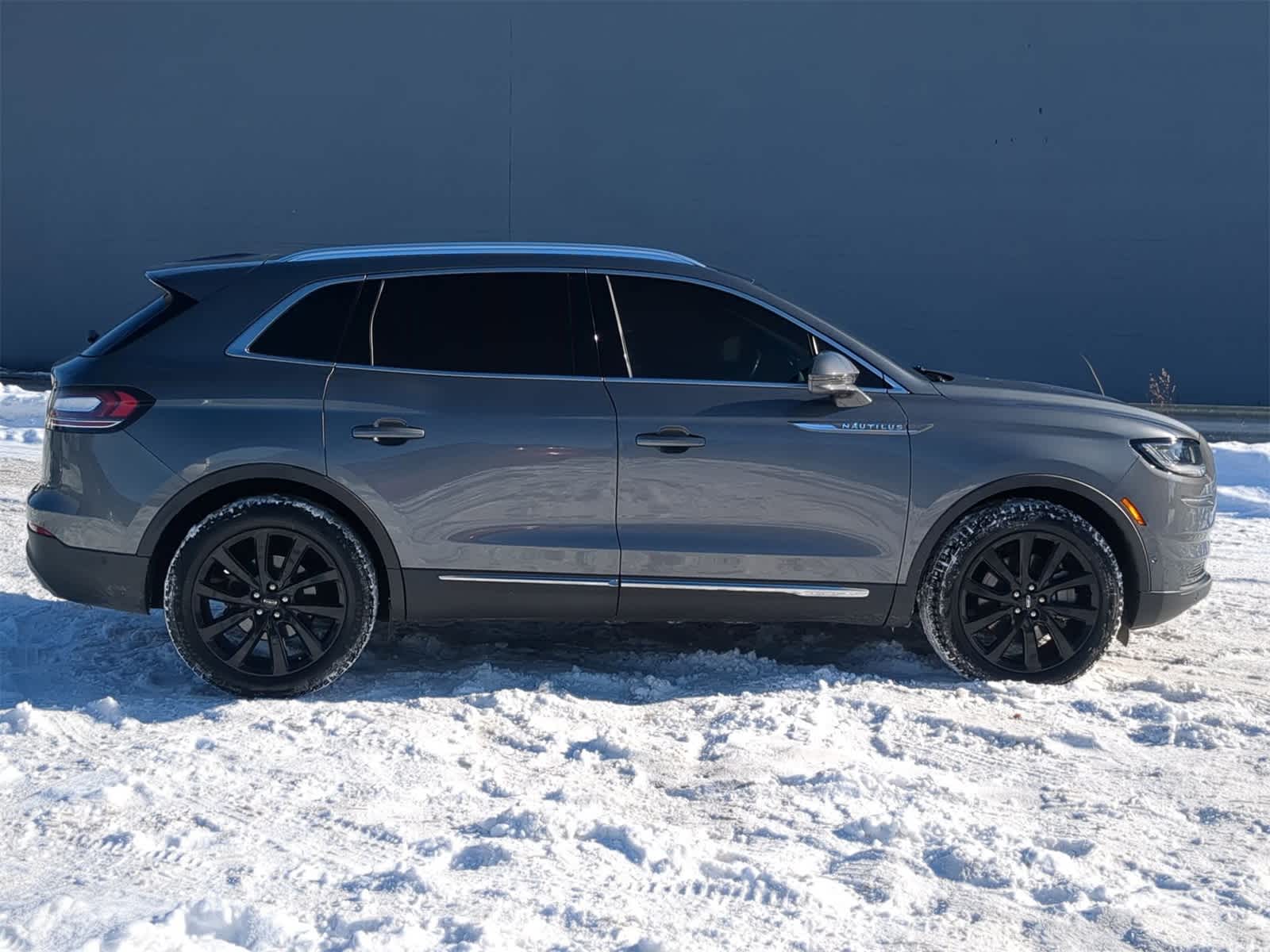 Thumbnail: 2022 Lincoln Nautilus - 15