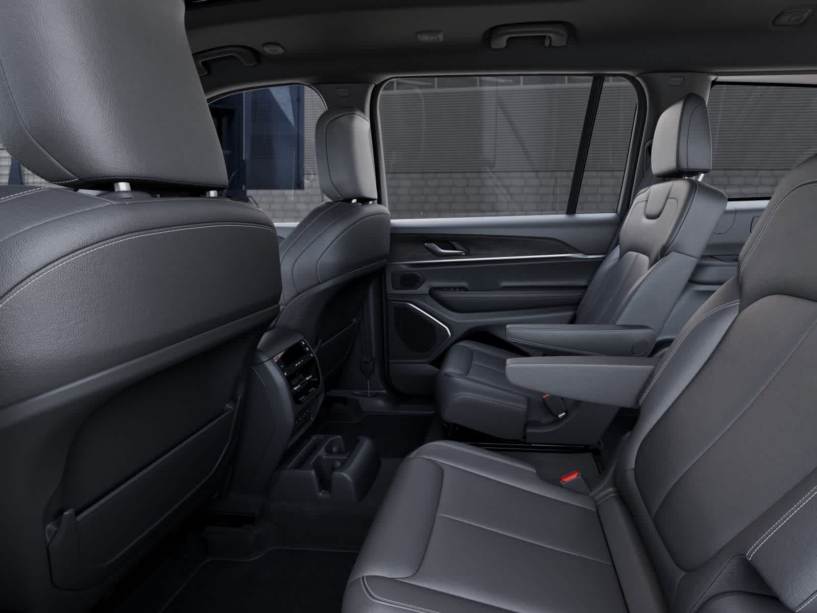 Thumbnail: 2026 Jeep Grand Cherokee L - 23