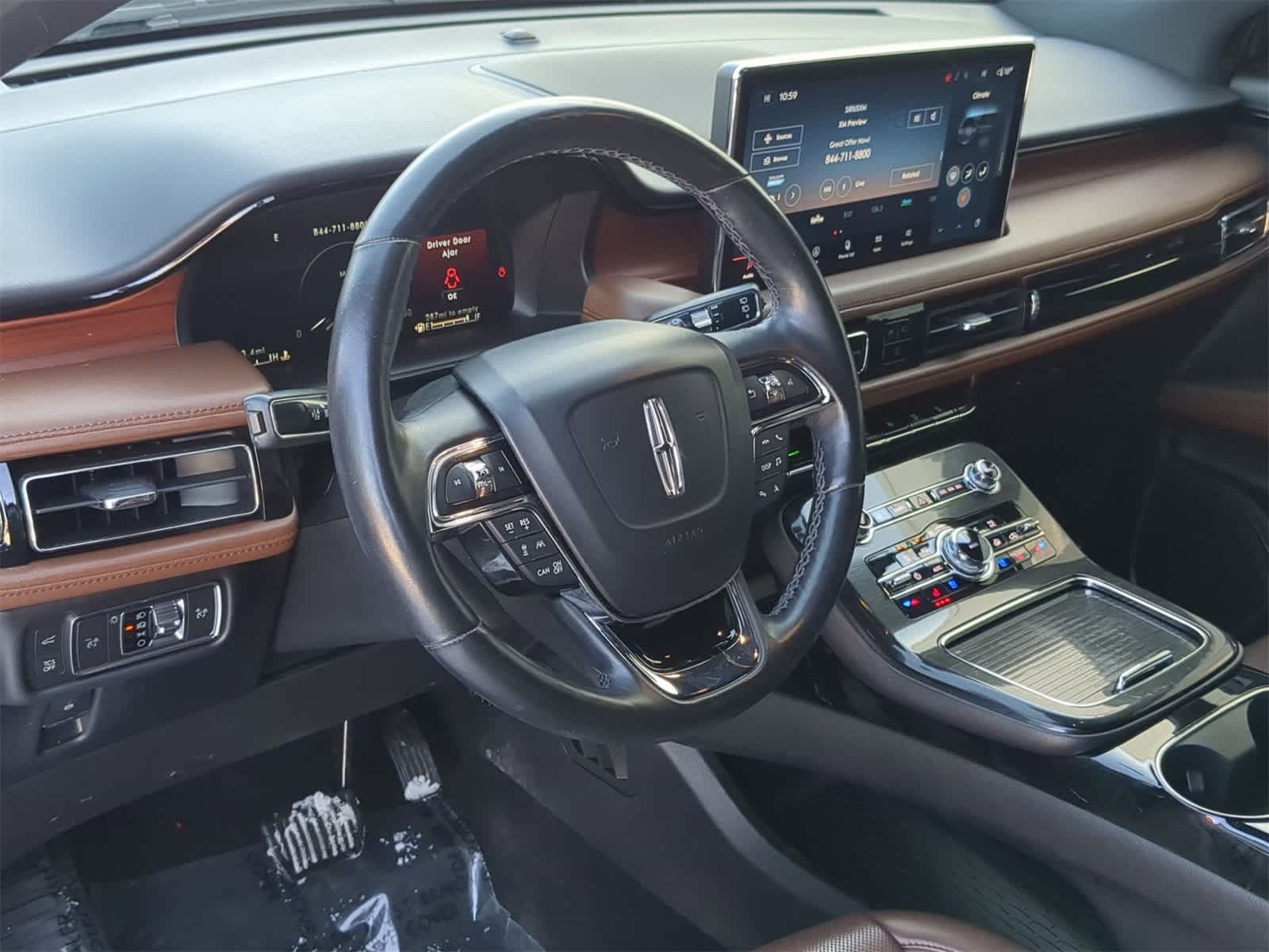 Thumbnail: 2022 Lincoln Nautilus - 10