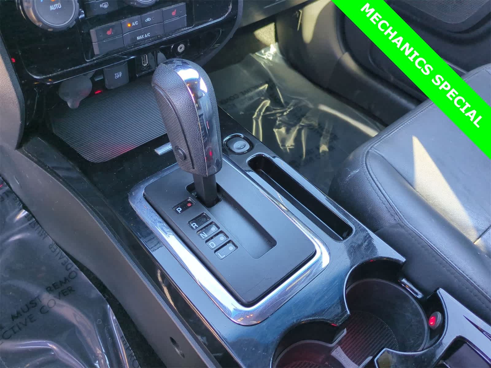 Thumbnail: 2012 Ford Escape - 31