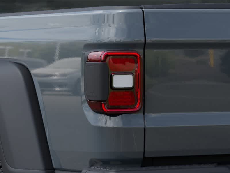 Thumbnail: 2026 Jeep Gladiator - 9