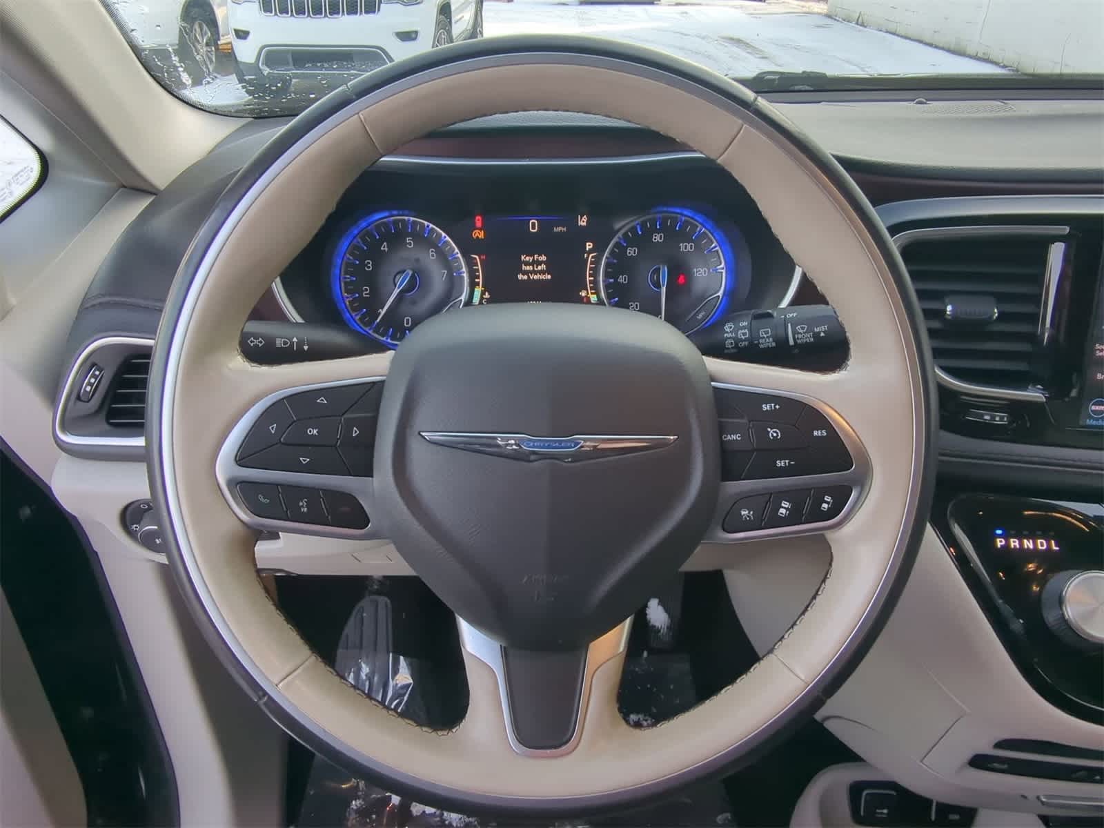 Thumbnail: 2020 Chrysler Pacifica - 24