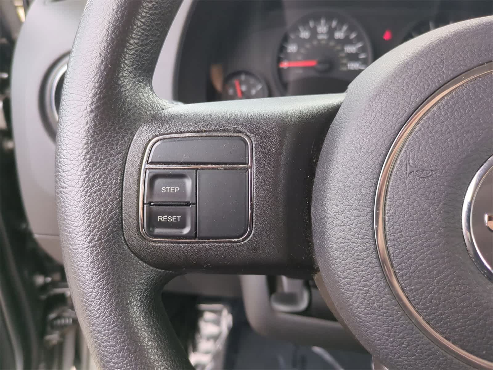 Thumbnail: 2012 Jeep Patriot - 21