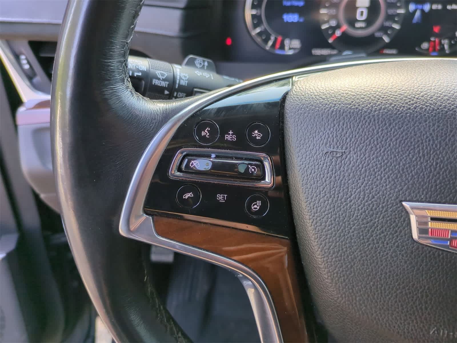Thumbnail: 2018 Cadillac Escalade - 22