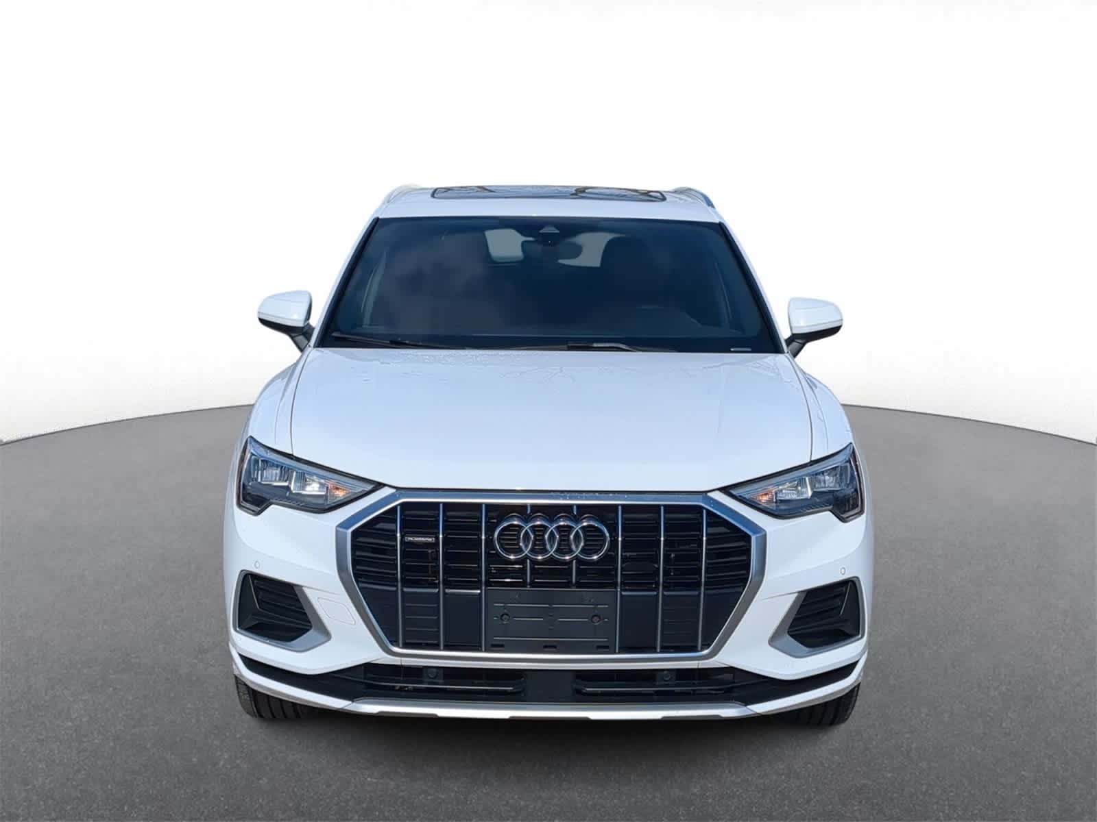 Thumbnail: 2022 Audi Q3 - 3
