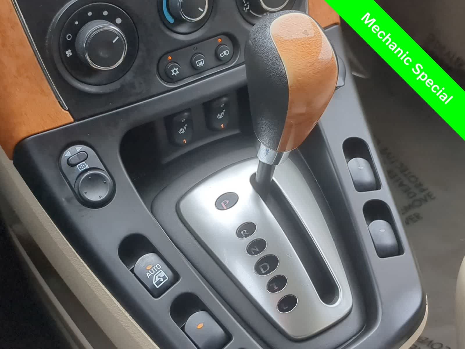 Thumbnail: 2007 Saturn VUE - 29