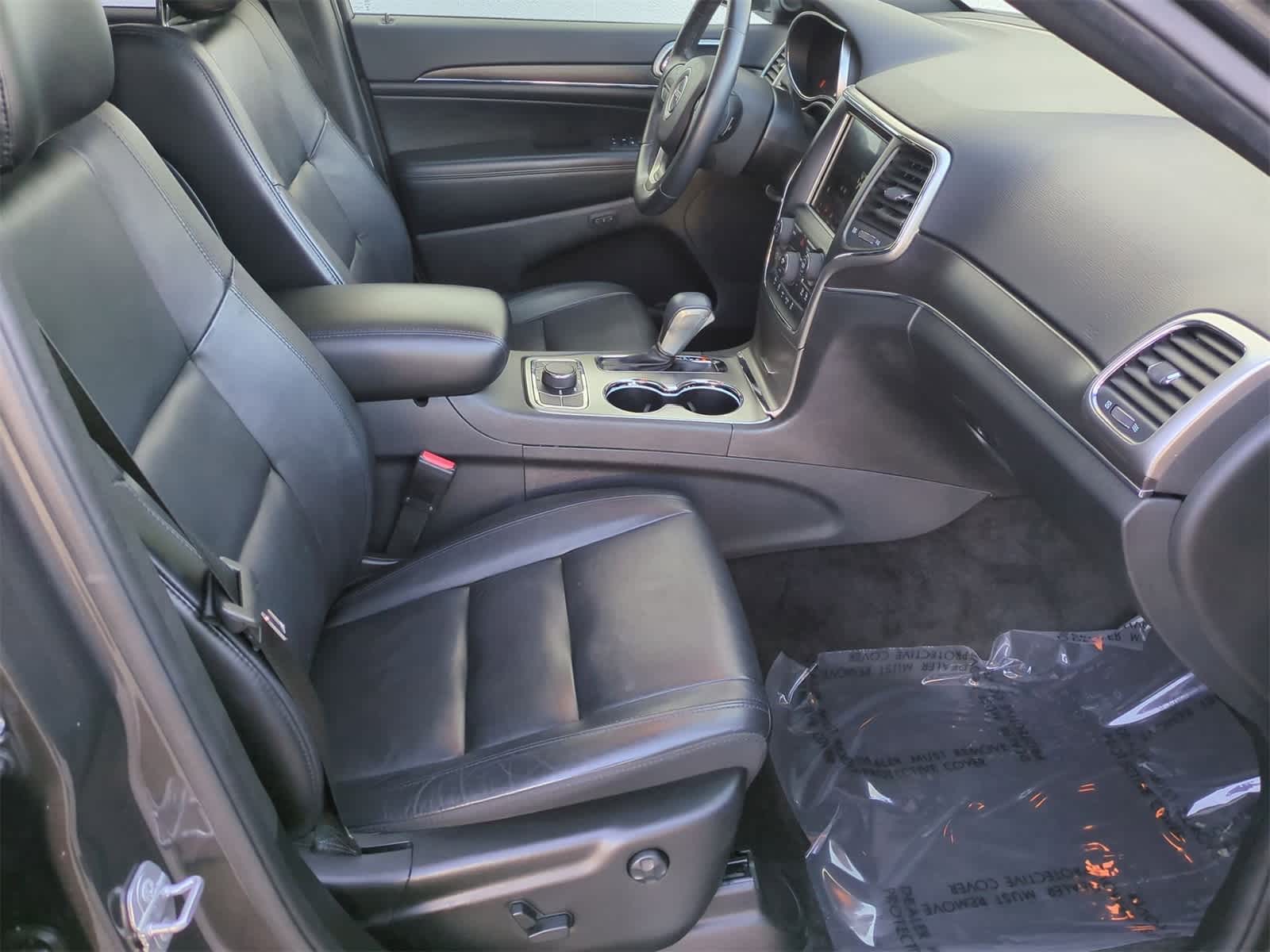 Thumbnail: 2018 Jeep Grand Cherokee - 22