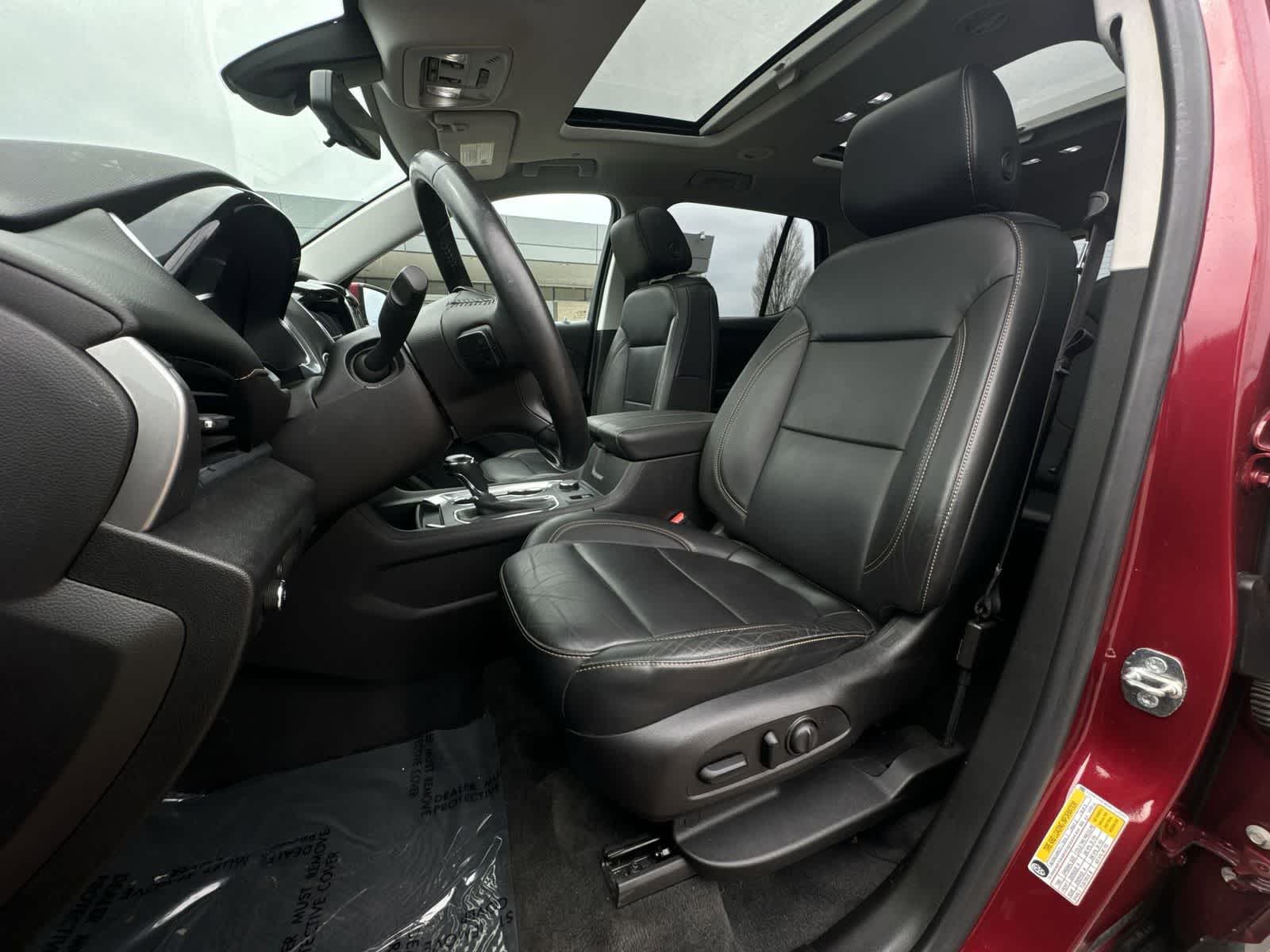 Thumbnail: 2019 Chevrolet Traverse - 17