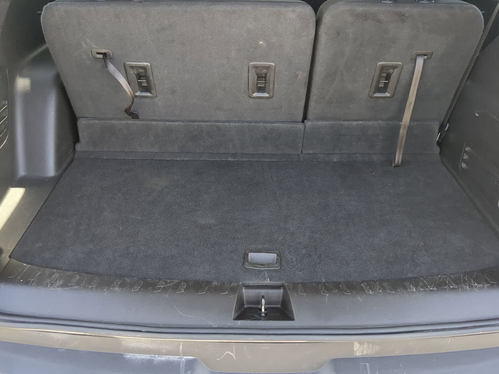 Thumbnail: 2018 Chevrolet Traverse - 32