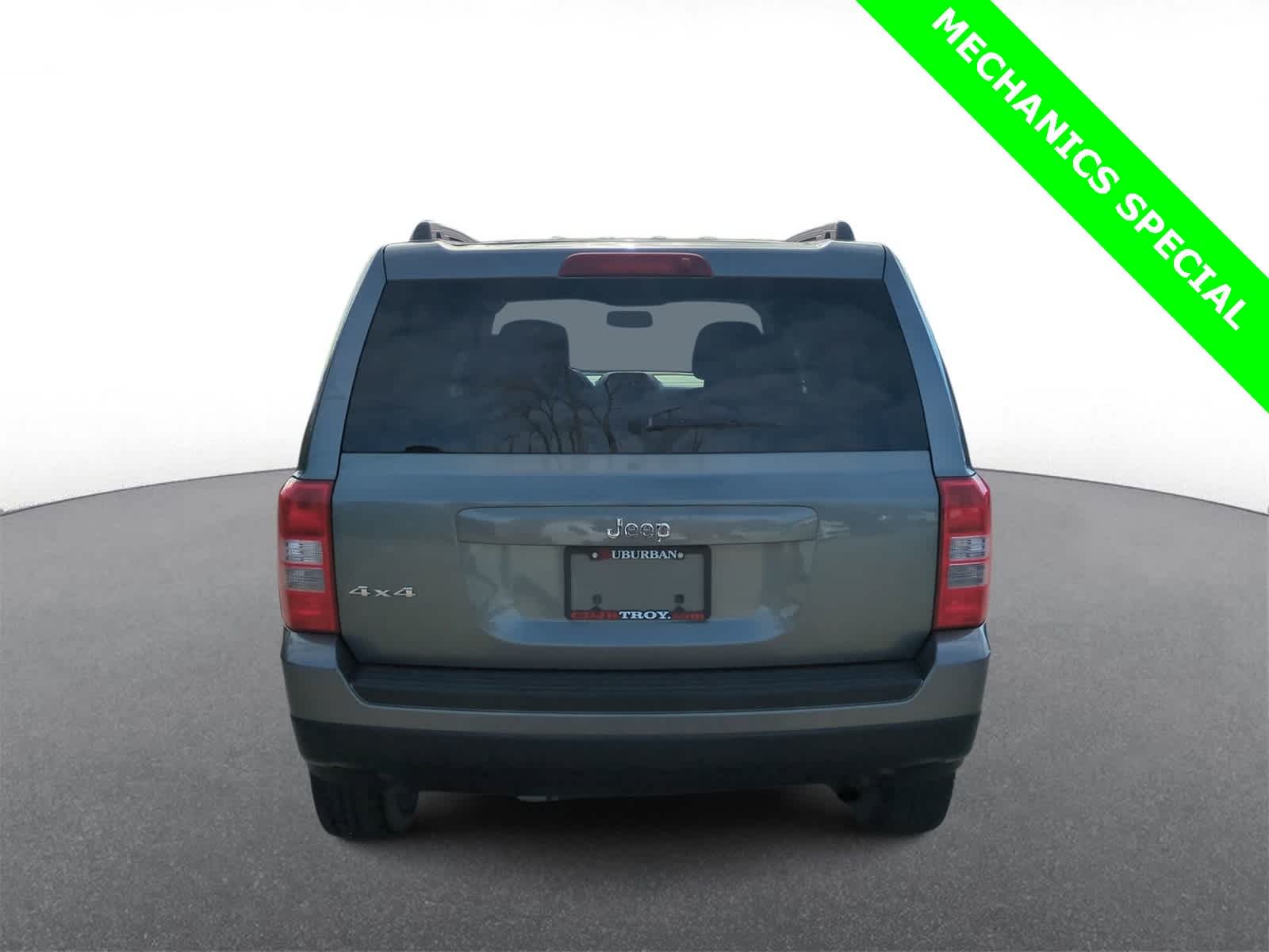 Thumbnail: 2012 Jeep Patriot - 7