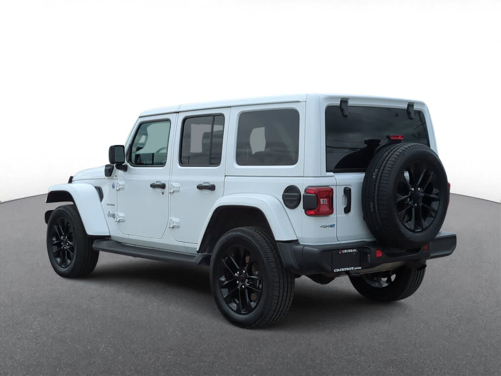 Thumbnail: 2021 Jeep Wrangler - 6