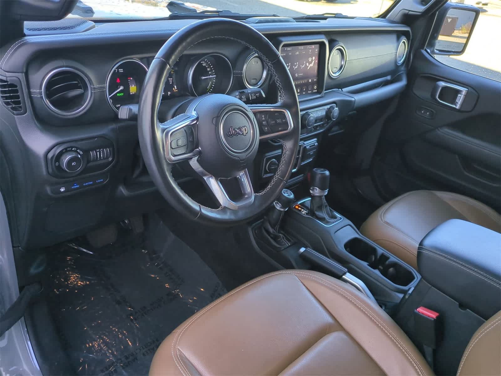 Thumbnail: 2022 Jeep Wrangler - 10