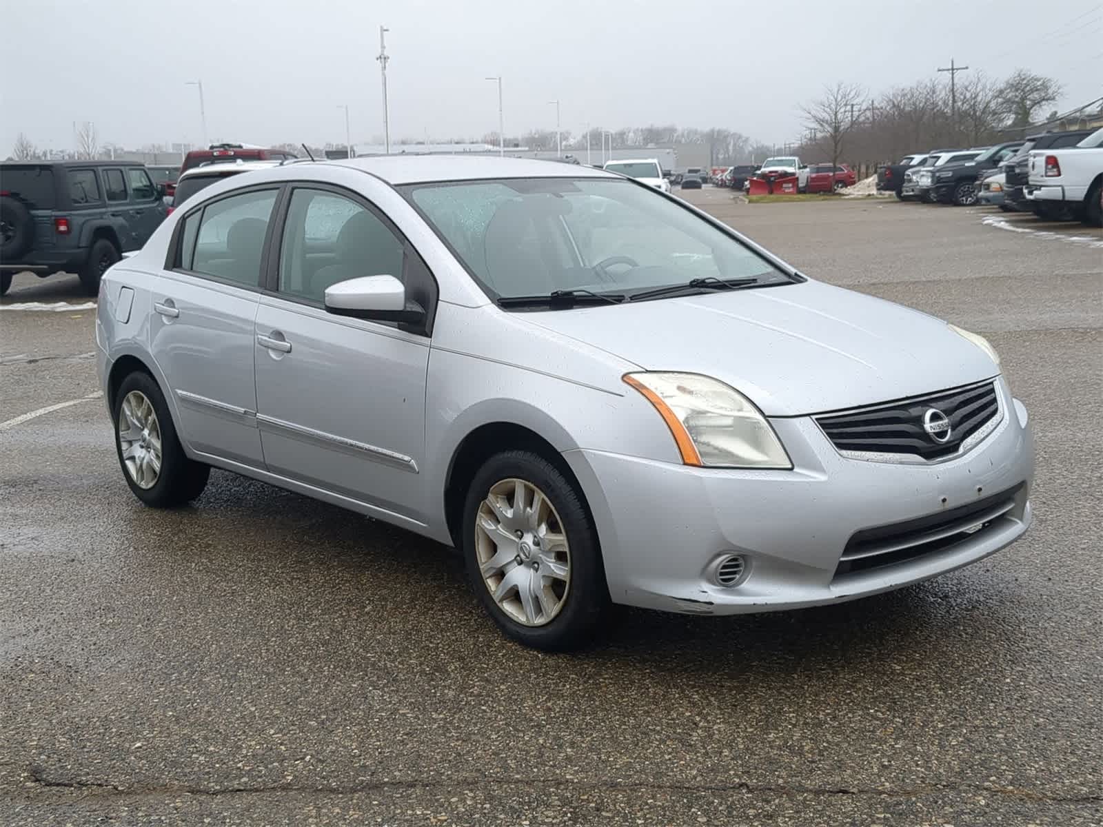 Thumbnail: 2011 Nissan Sentra - 16