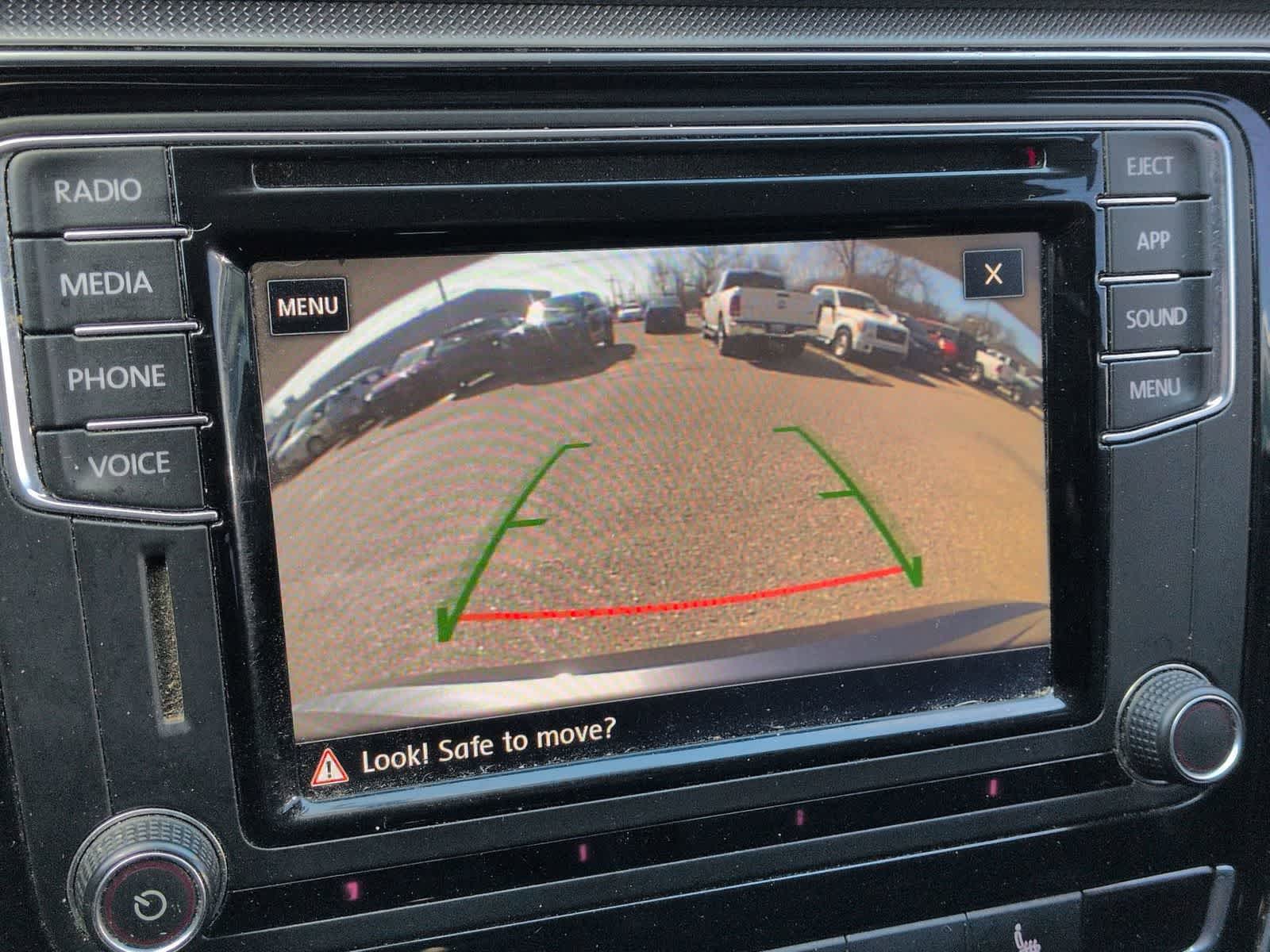 Thumbnail: 2018 Volkswagen Passat - 29