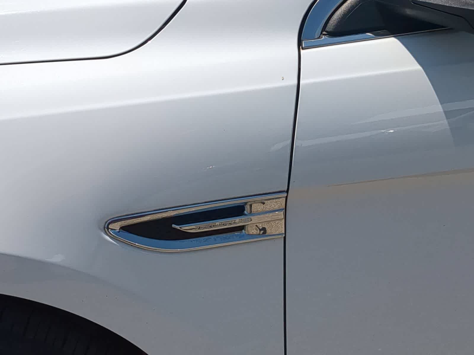 Thumbnail: 2015 Ford Taurus - 13