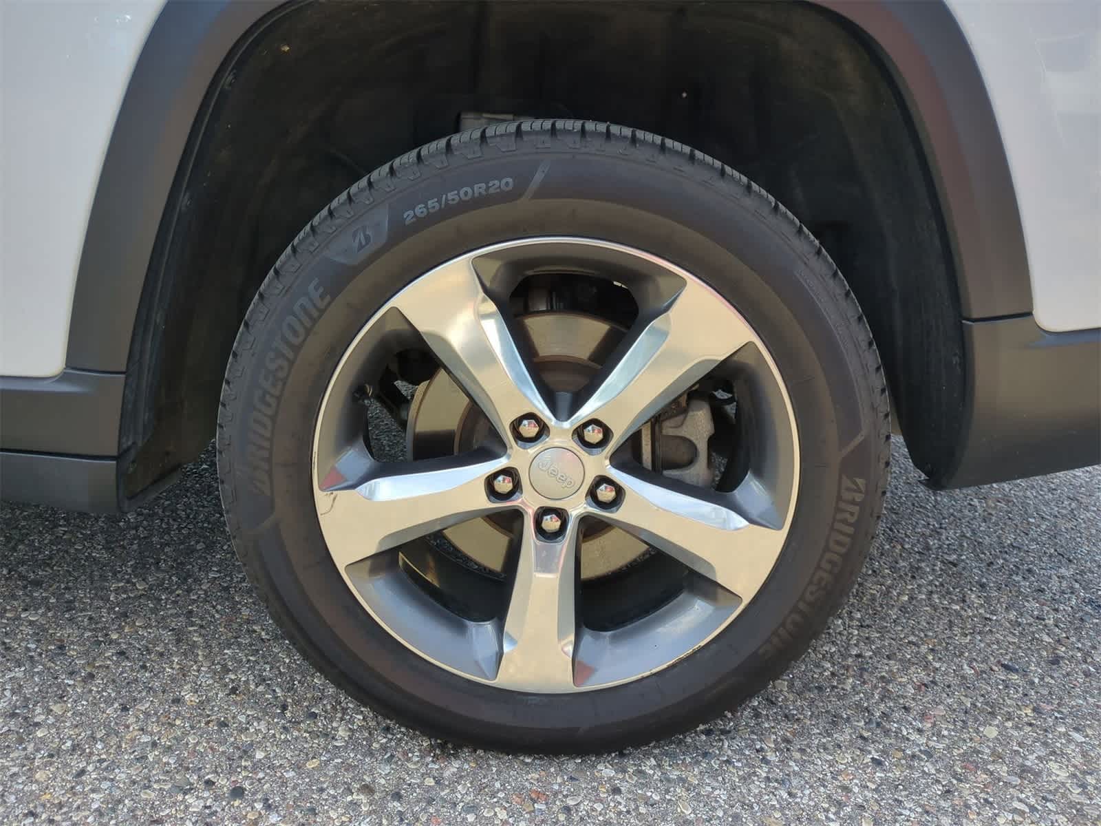 Thumbnail: 2022 Jeep Grand Cherokee L - 14