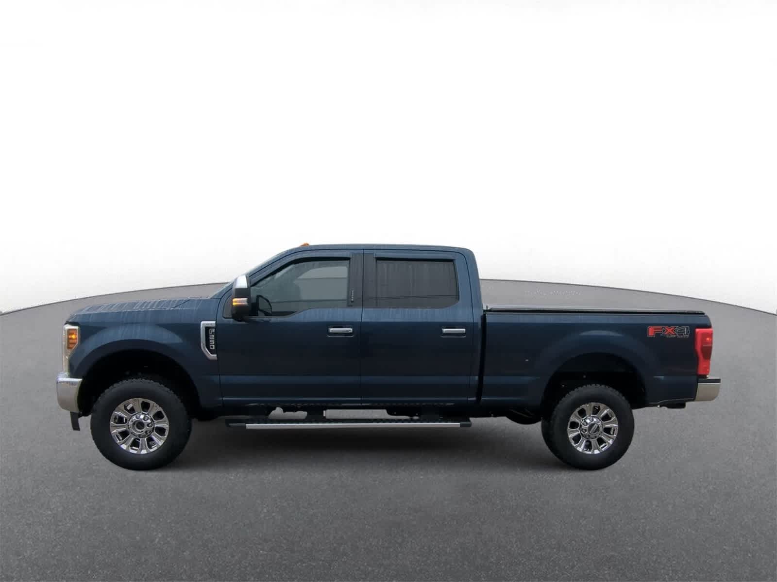 Thumbnail: 2019 Ford Econoline - 5