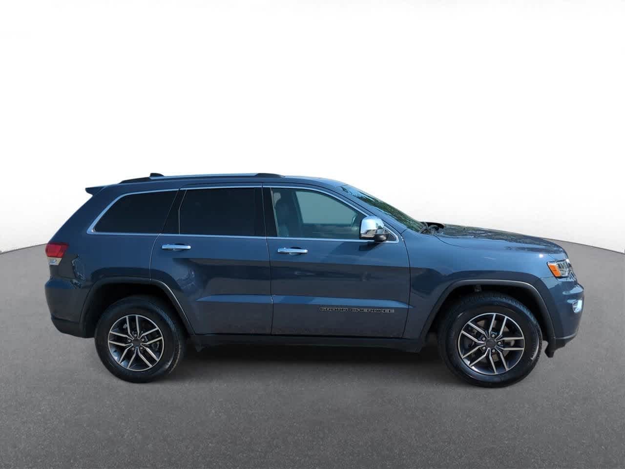 Thumbnail: 2021 Jeep Grand Cherokee - 9